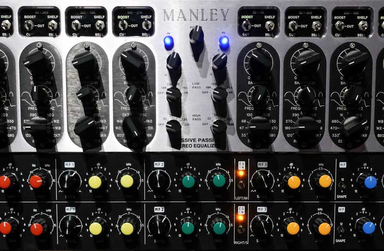 Massive Passive in the rack at Rusty Recordings
